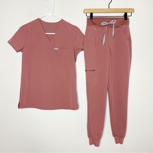 Figs Scrub Set Catarina One Pocket Top Zamora Jogger Pants Mauve Size XXS XXSP